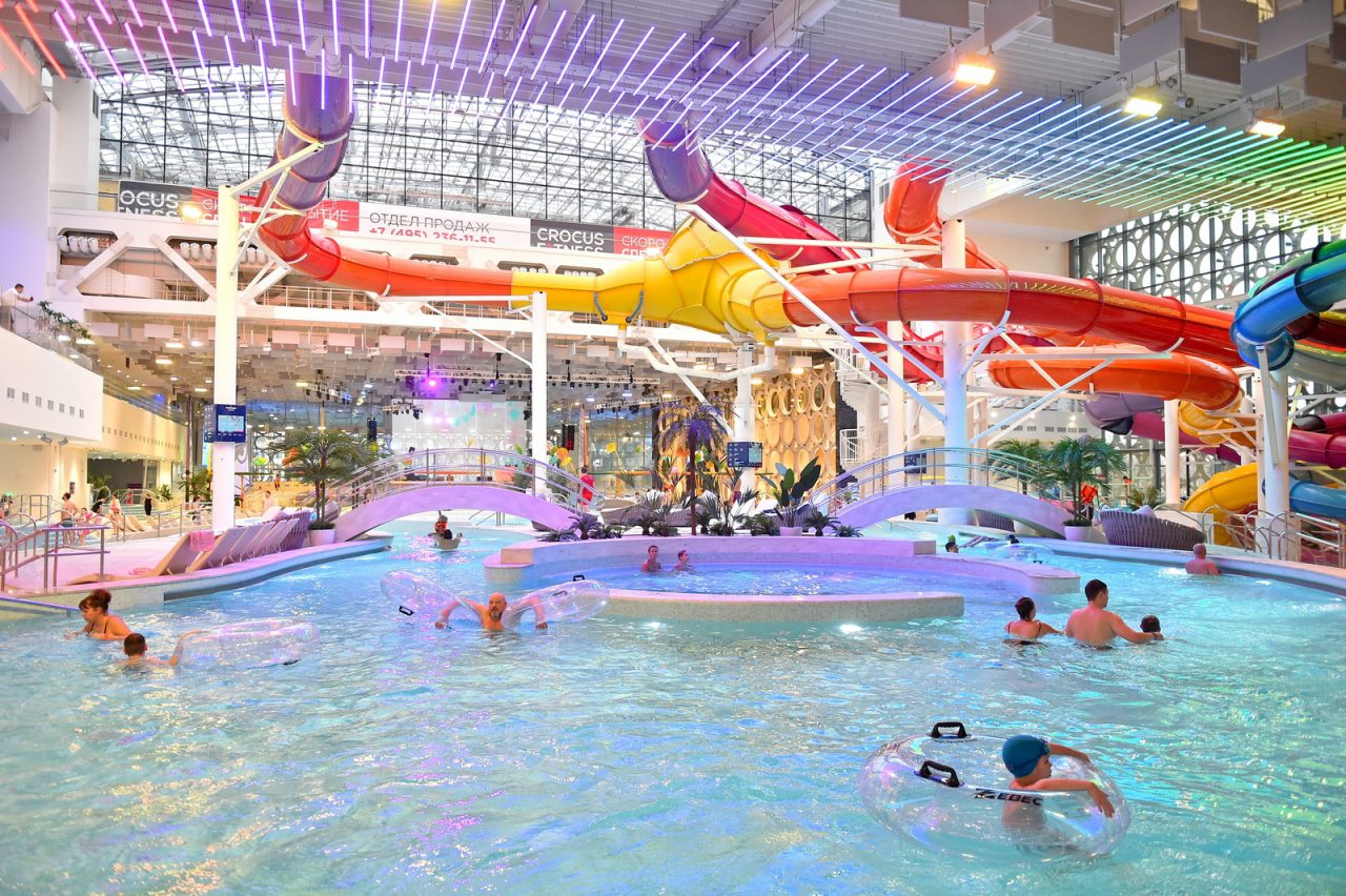 Детские горки аквапарка Лужники