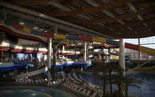 Семейные горки аквапарка Мореон